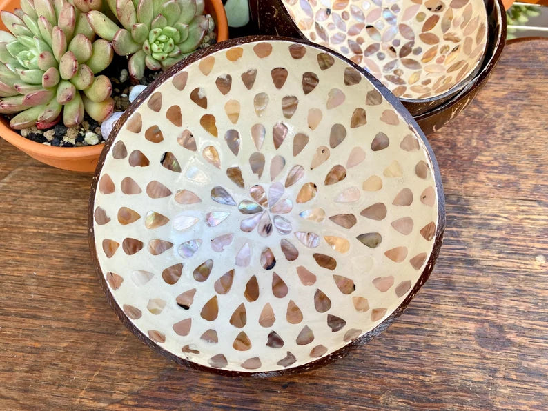 Cream Coconut Bowl with Mother of Pearl Inlay Light Petal