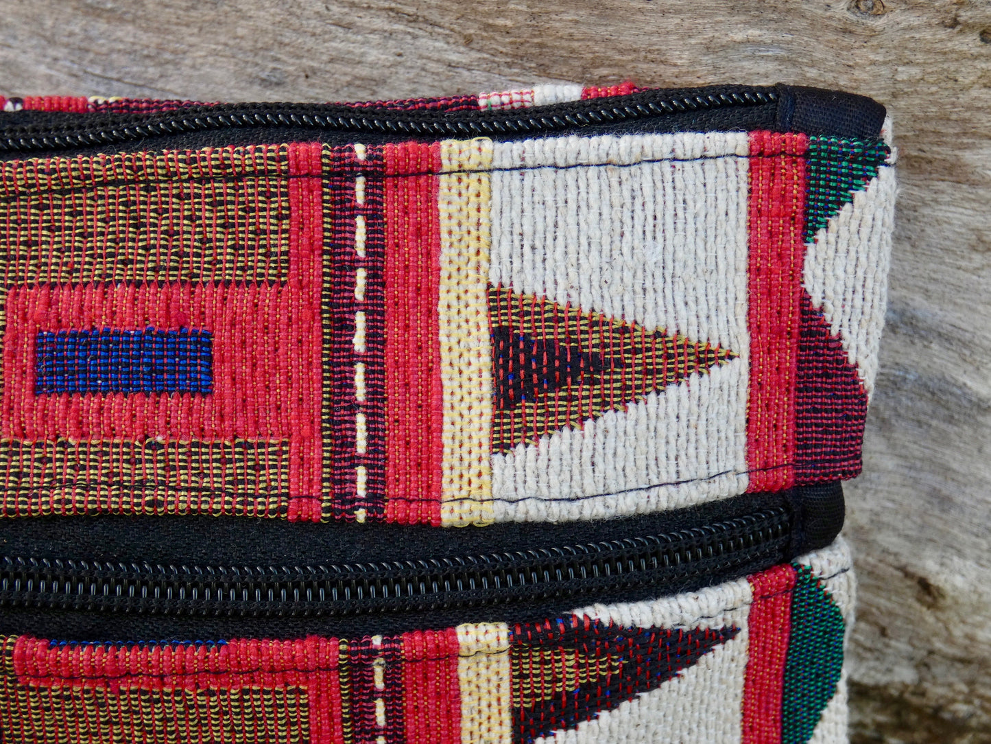 Red and White Jacquard Woven Cotton Wristlet Purse Bag