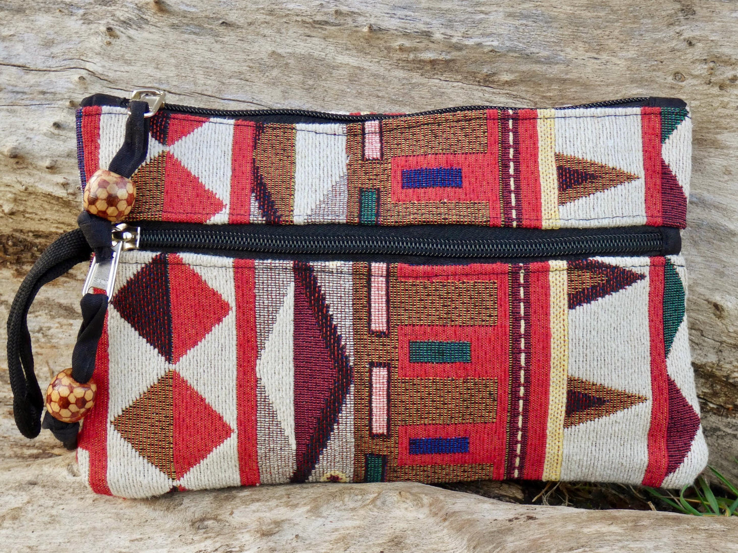 Red and White Jacquard Woven Cotton Wristlet Purse Bag