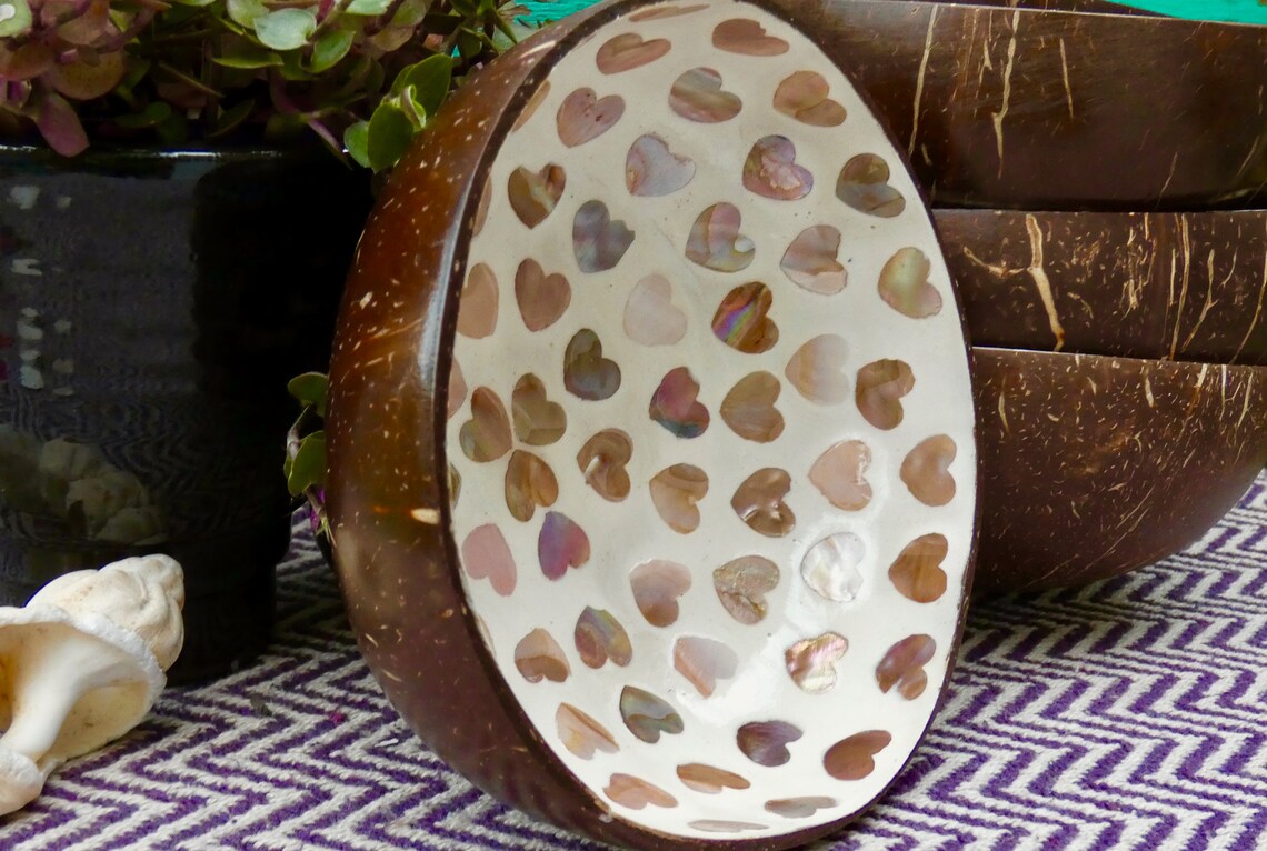 Cream Coconut Bowl with Mother of Pearl Inlay Light Heart