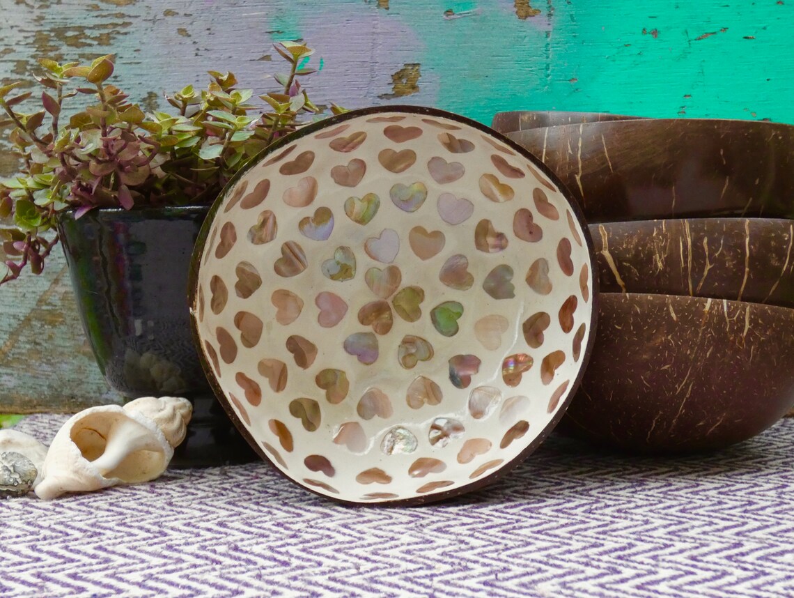 Cream Coconut Bowl with Mother of Pearl Inlay Light Heart
