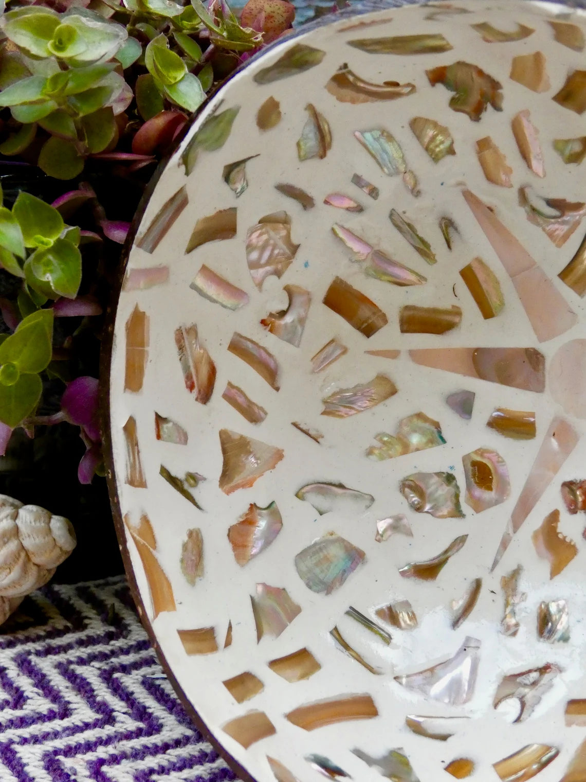 Cream Coconut Bowl with Mother of Pearl Inlay Light Sunburst