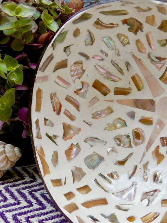 Cream Coconut Bowl with Mother of Pearl Inlay Light Sunburst