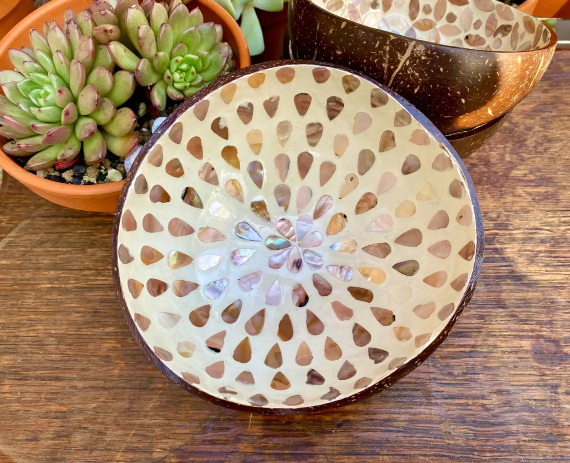 Cream Coconut Bowl with Mother of Pearl Inlay Light Petal
