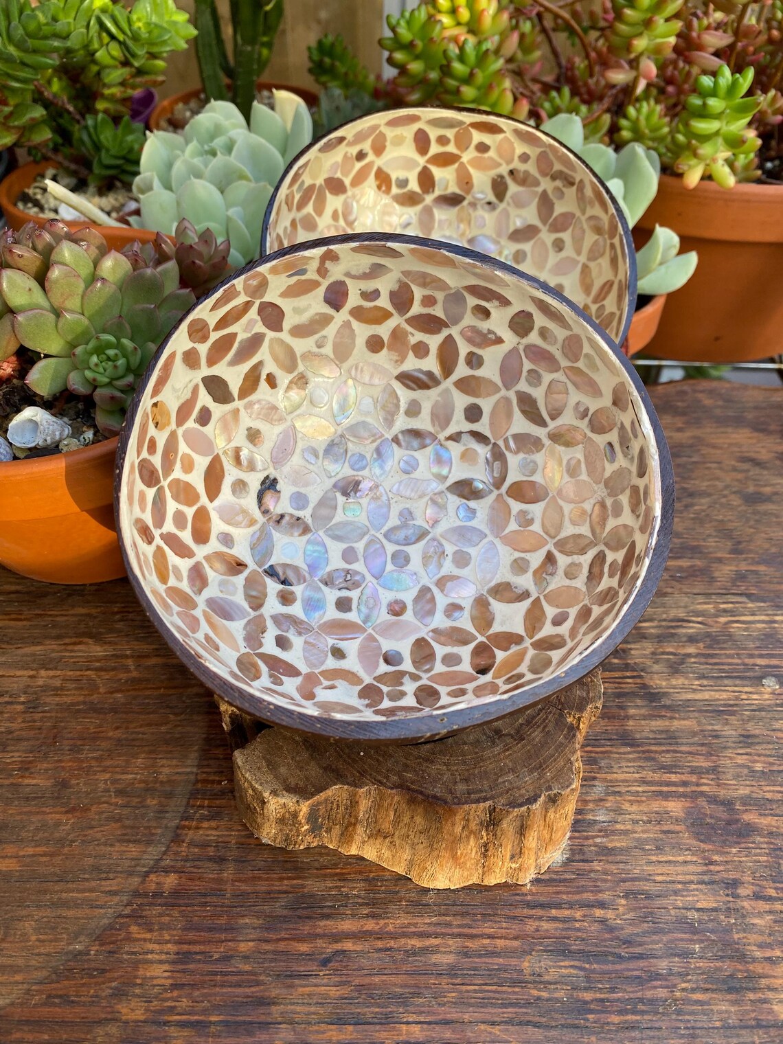 Cream Coconut Bowl with Mother of Pearl Inlay Light Geometric