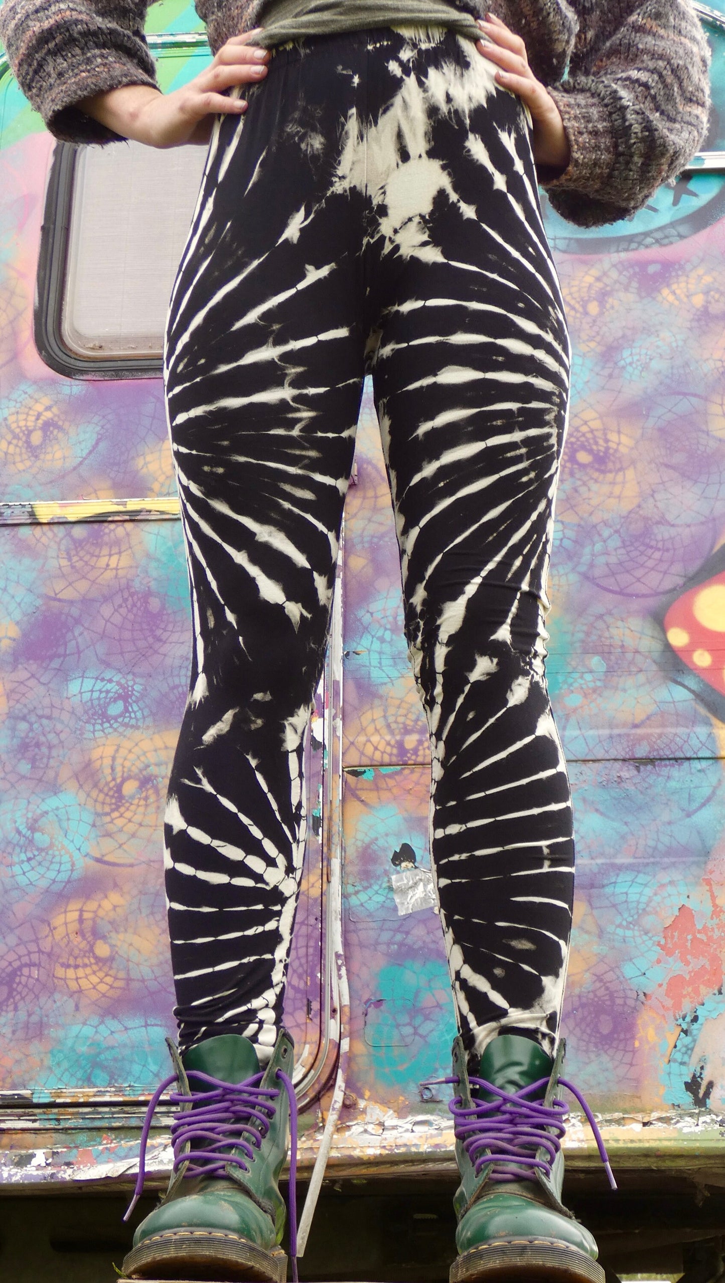 Black and White Tie-Dye Leggings REGULAR