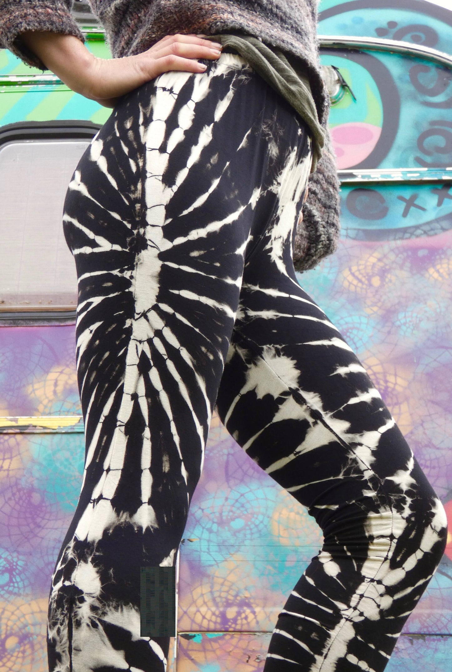 Black and White Tie-Dye Leggings REGULAR