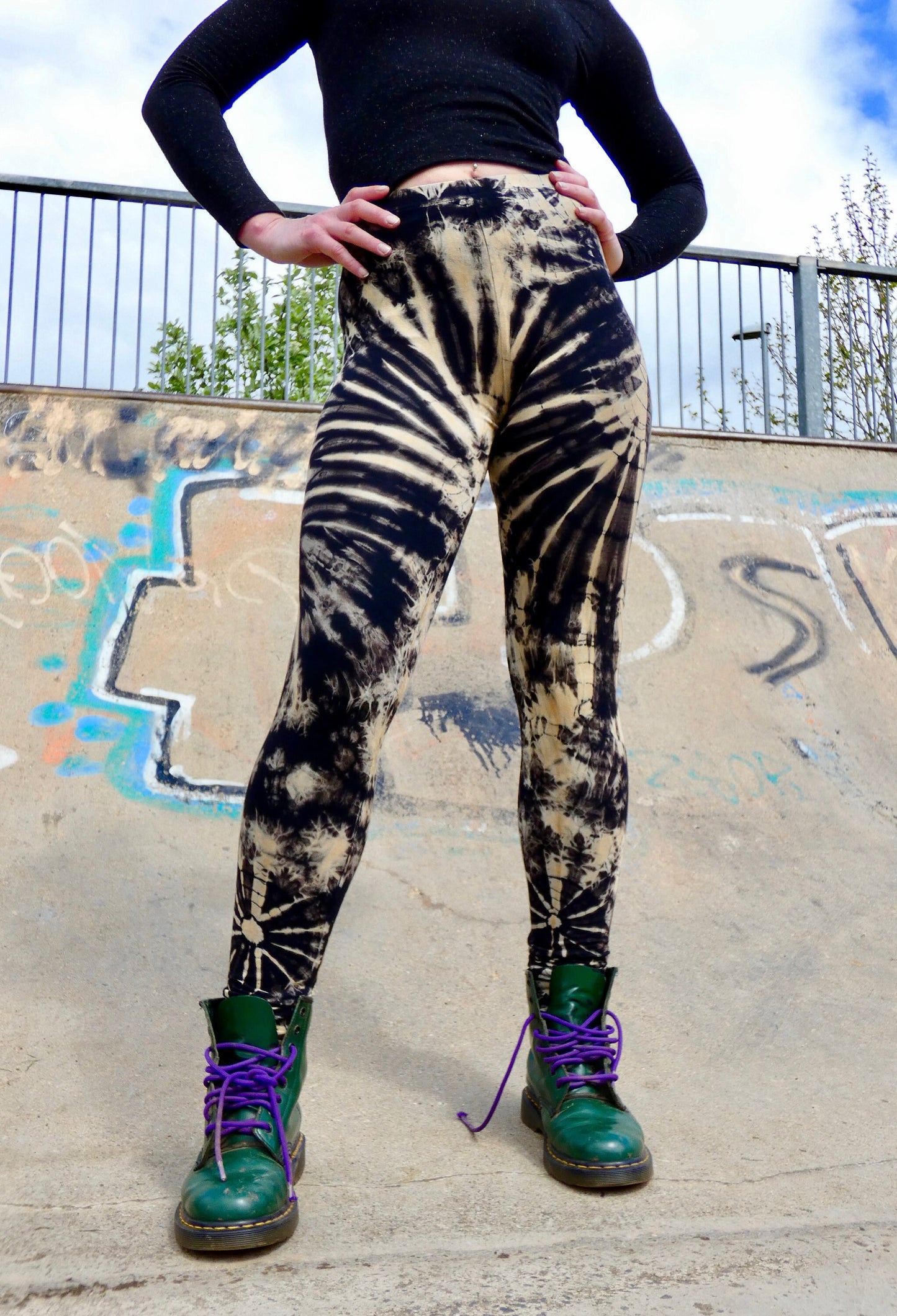 Black and White Tie-Dye Leggings SMALL