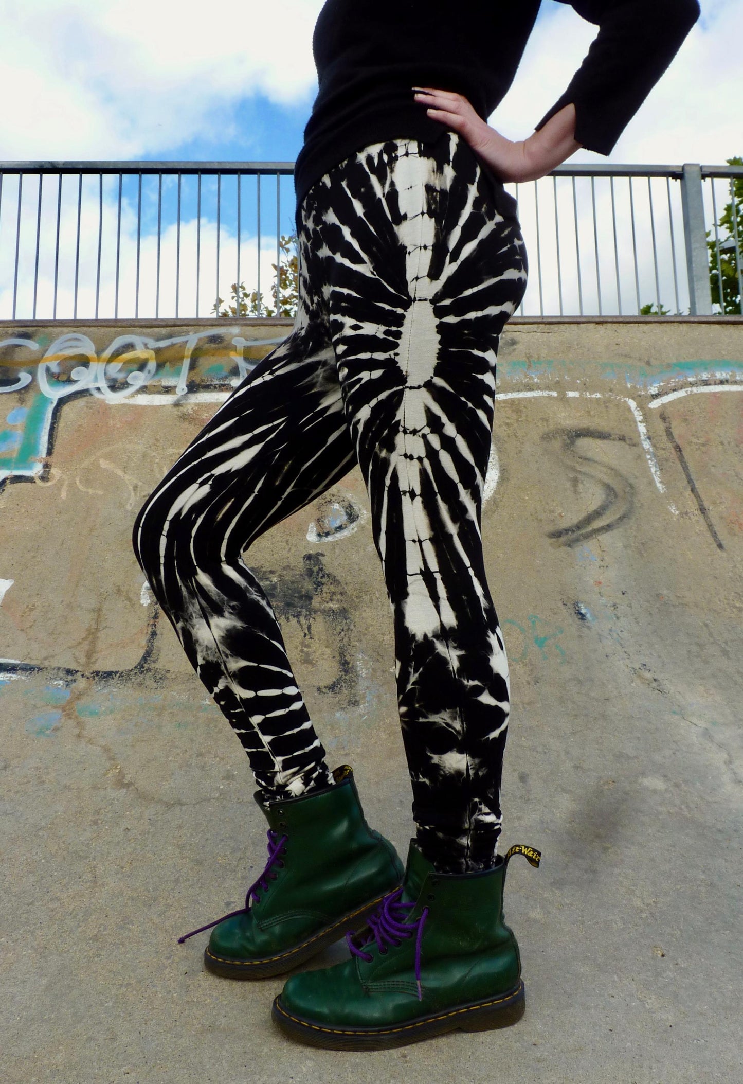 Black and White Tie-Dye Leggings REGULAR