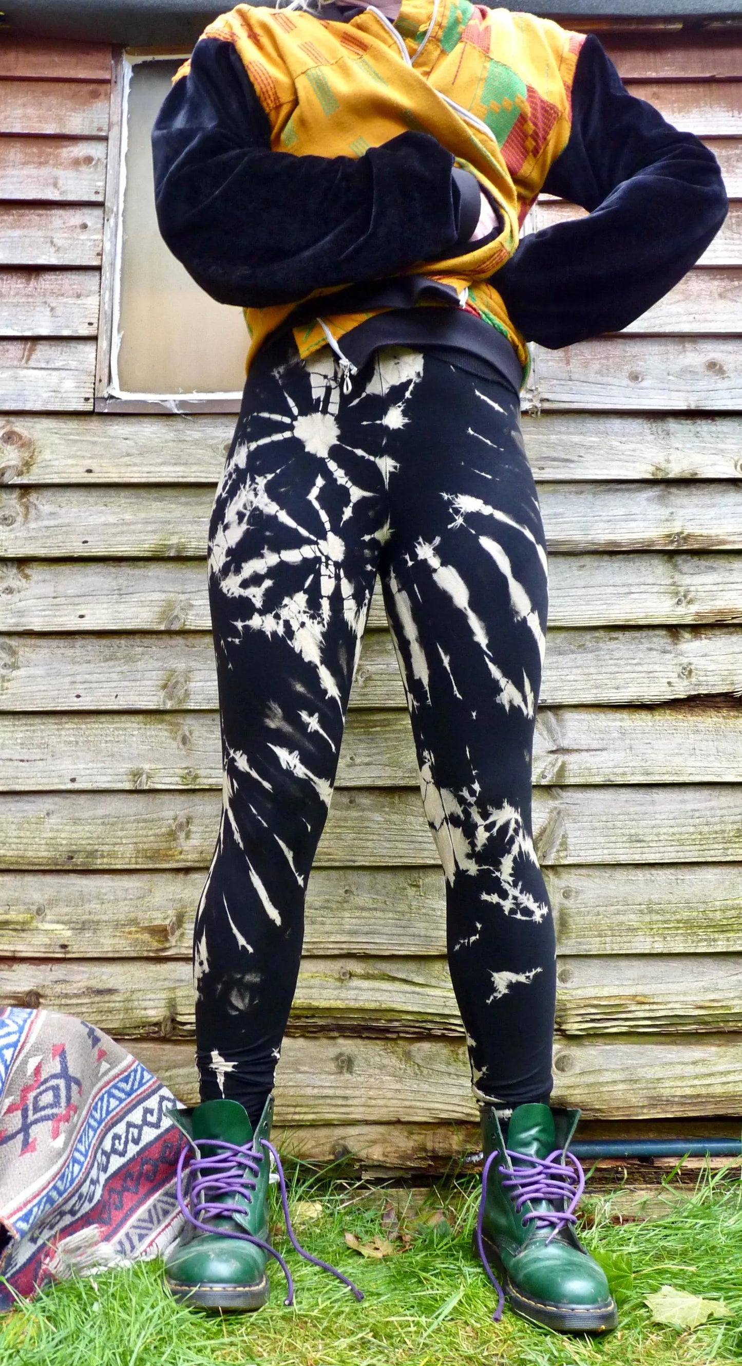 Black and White Tie-Dye Leggings SMALL