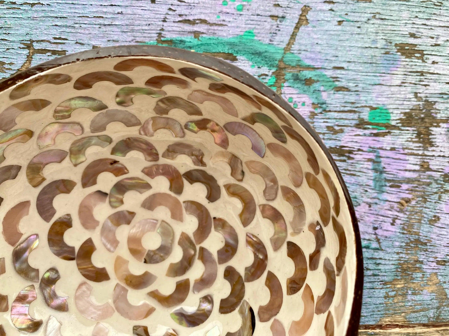Cream Coconut Bowl with Mother of Pearl Inlay Light Arch